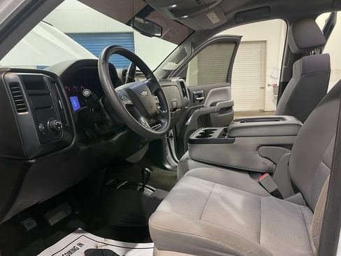 Used 2017 Chevrolet Silverado 1500 Custom w/ Custom Convenience Package image 28