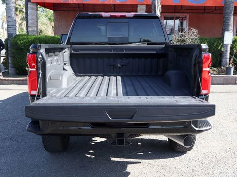 Used 2025 Chevrolet Silverado 2500 LT w/ Trail Boss Package AWD/4WD image 8