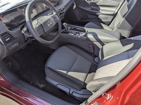 New 2026 Nissan Sentra SV image 9