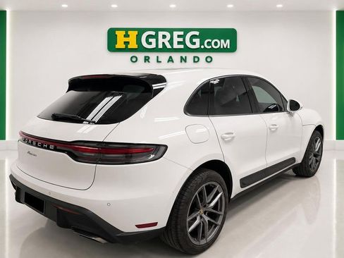 Used 2024 Porsche Macan AWD/4WD image 6