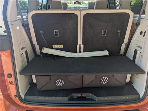 Used 2025 Volkswagen ID. Buzz Pro S Plus AWD/4WD image 24