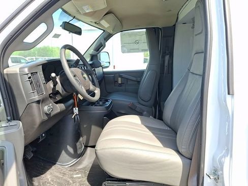 New 2026 Chevrolet Express 3500 w/ Power Convenience Package RWD image 5