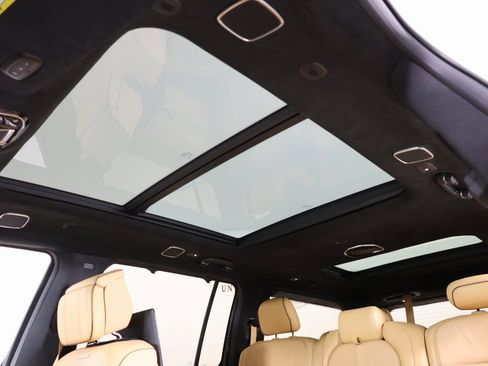 Used 2022 Jeep Grand Wagoneer Series III w/ Rear Seat Video Group 1 image 14