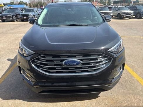 Used 2024 Ford Edge Titanium AWD/4WD image 2