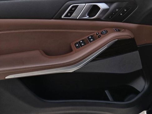 Used 2020 BMW X5 sDrive40i w/ Luxury Seating Package image 19