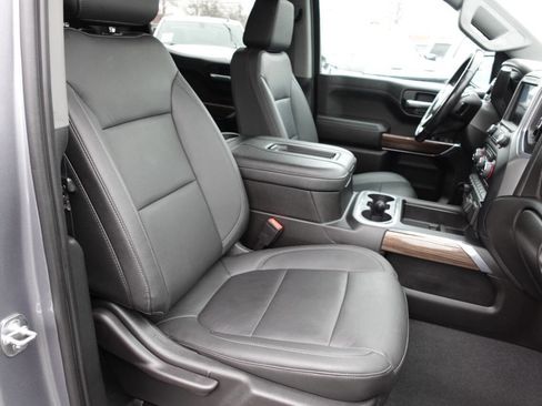 Used 2022 Chevrolet Silverado 1500 LT Trail Boss w/ Convenience Package II image 38