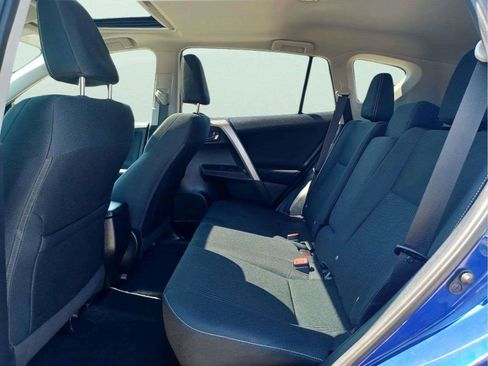 Used 2014 Toyota RAV4 XLE AWD/4WD image 11