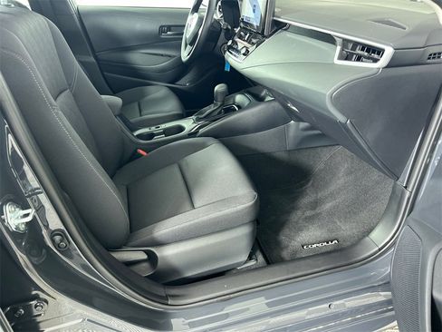 New 2025 Toyota Corolla LE image 13