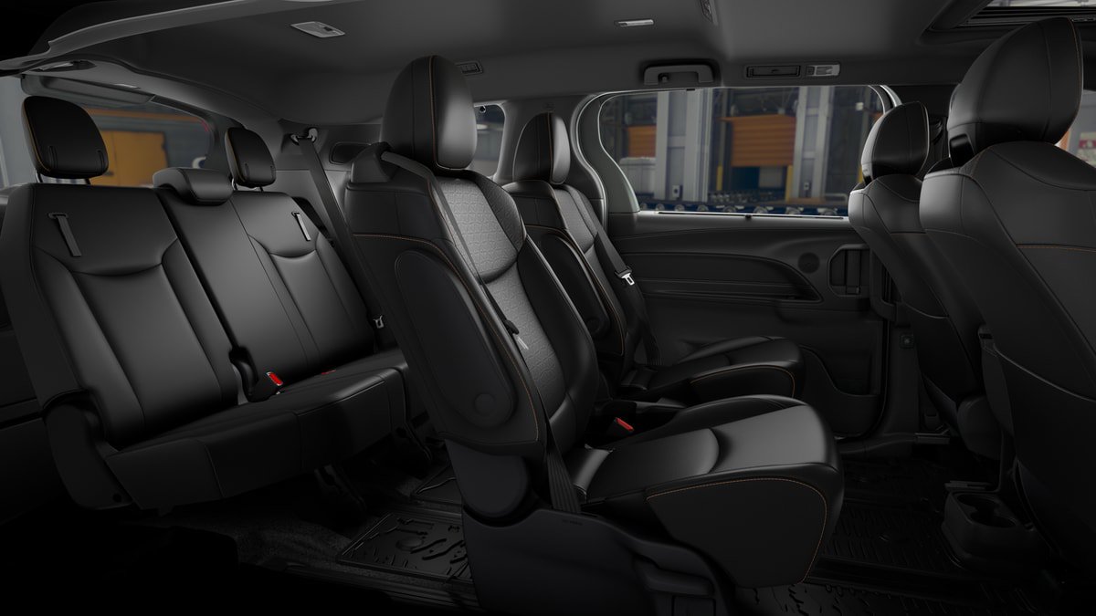 New 2026 Toyota Sienna XLE Woodland Edition AWD/4WD image 21