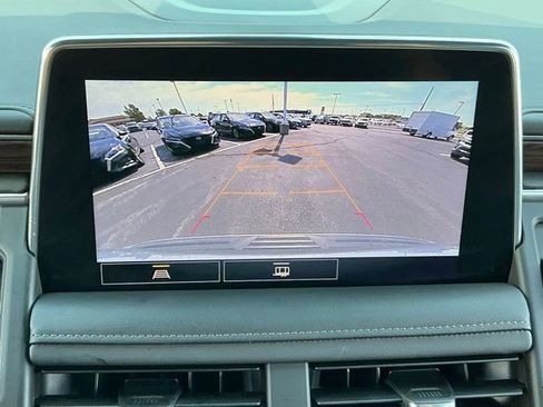 Used 2021 Chevrolet Tahoe LT w/ Rear Media and Nav Package AWD/4WD image 33