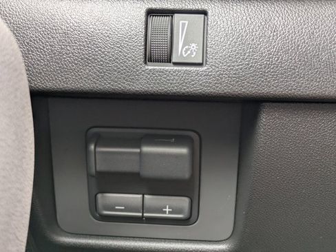 New 2025 Chevrolet Colorado ZR2 w/ Midnight Edition image 28