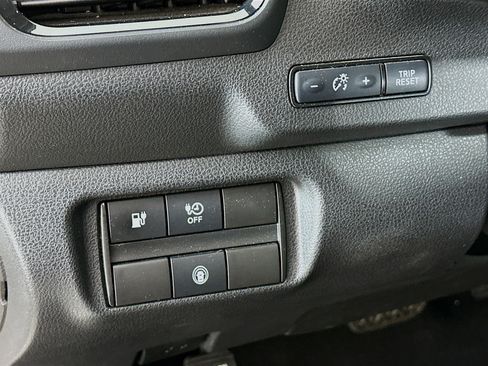 Used 2022 Nissan Leaf S FWD image 17