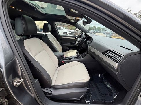 Used 2021 Volkswagen Jetta R-Line FWD image 36
