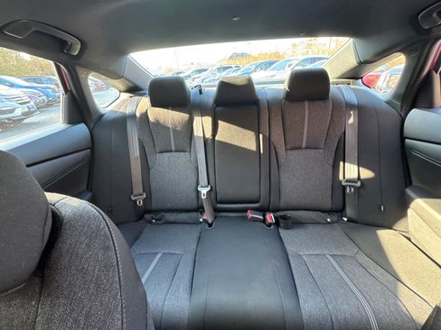 Used 2023 Honda Accord Sport image 31