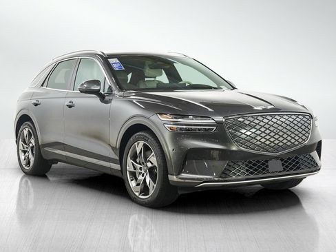 Used 2023 Genesis Electrified GV70 AWD/4WD image 7