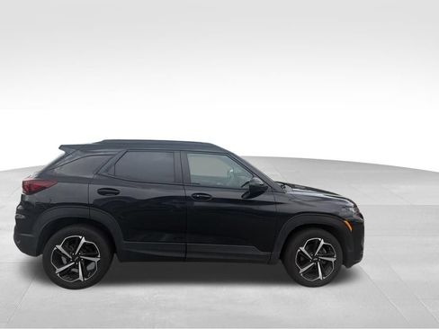 Used 2022 Chevrolet TrailBlazer RS FWD image 11