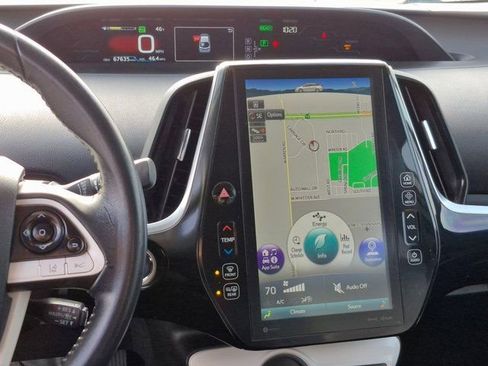 Used 2018 Toyota Prius Prime Premium w/ Carpet Mat Package image 15