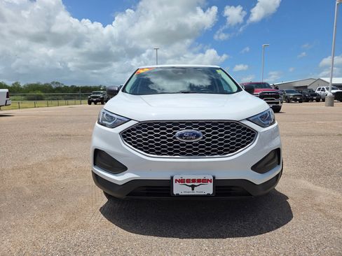 Used 2024 Ford Edge SE AWD/4WD image 2