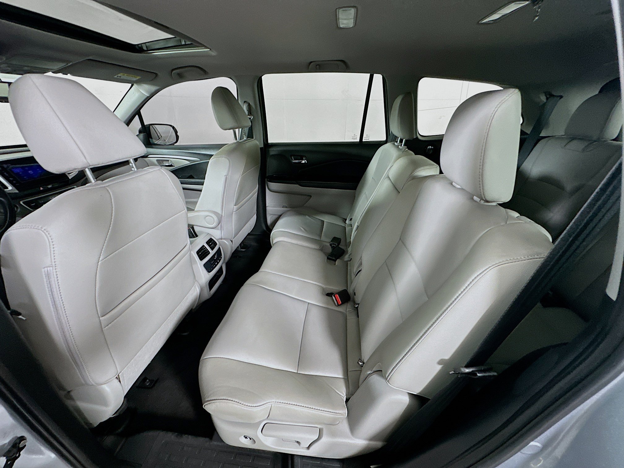 Used 2018 Honda Pilot EX-L image 22