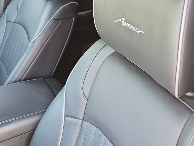 Used 2023 Buick Enclave Avenir w/ Avenir Technology Package FWD image 24