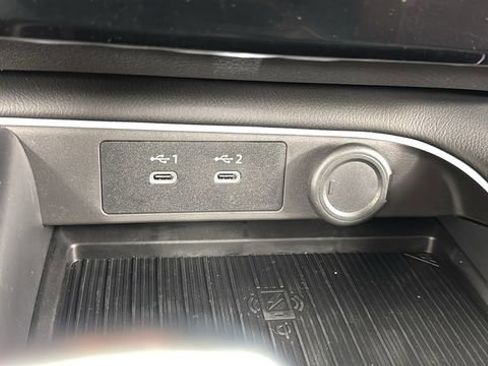 New 2026 Nissan Sentra SR FWD image 25