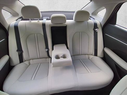 Certified 2023 Hyundai Sonata SEL w/ Convenience Package FWD image 23