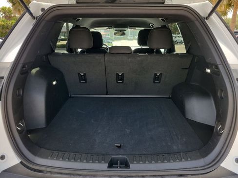 Used 2026 Chevrolet Equinox LT FWD image 7