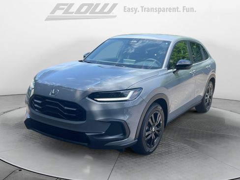New 2026 Honda HR-V Sport image 3