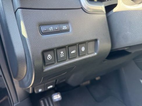 Used 2024 Nissan Murano SL image 18