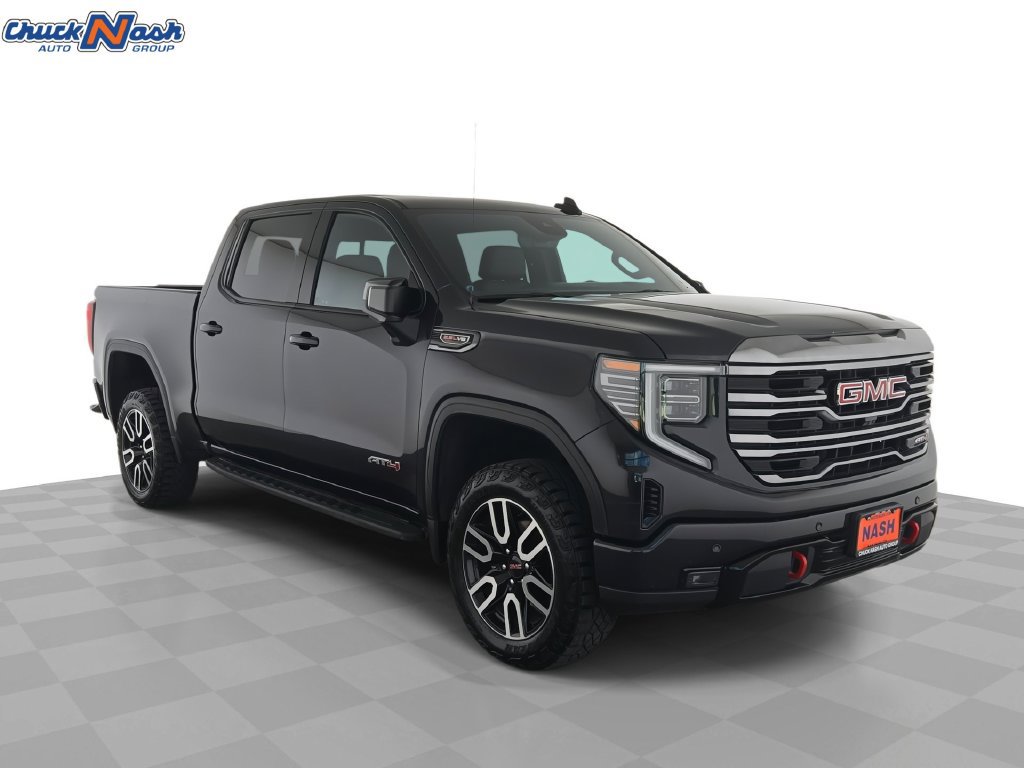 Used 2024 GMC Sierra 1500 AT4 w/ Technology Package AWD/4WD image 1
