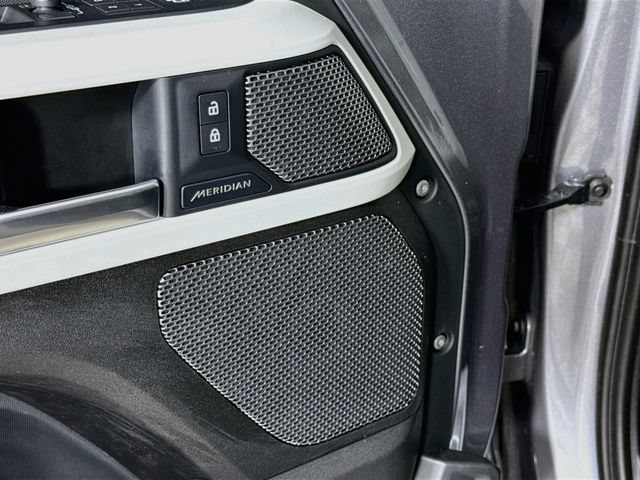 Used 2021 Land Rover Defender 110 SE AWD/4WD image 21