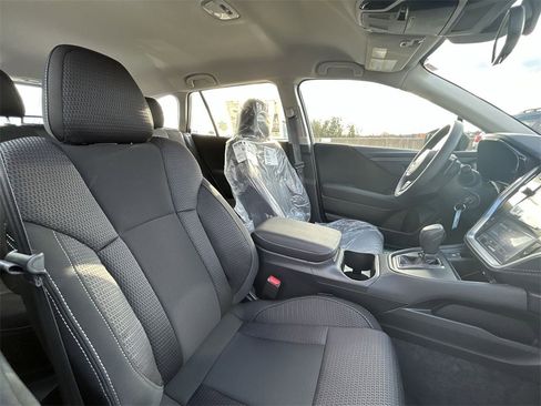 New 2025 Subaru Outback image 13