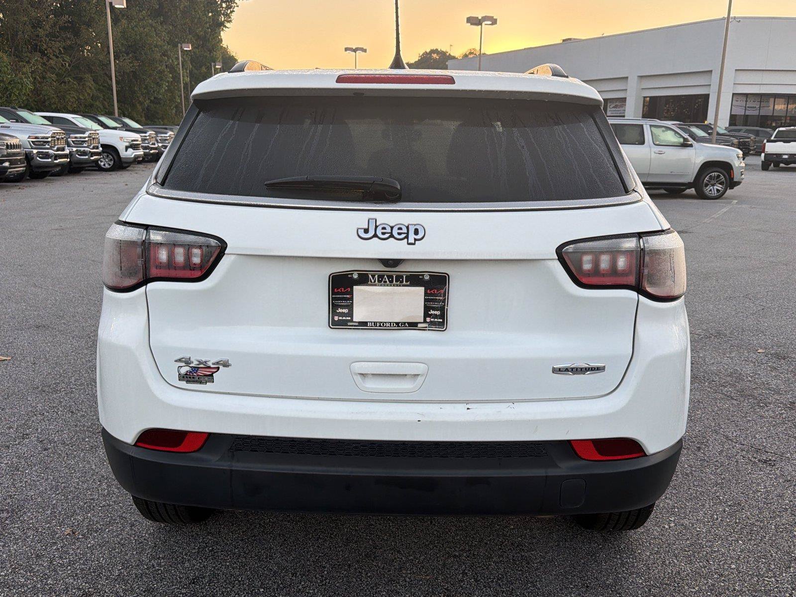 Used 2024 Jeep Compass Latitude AWD/4WD image 6