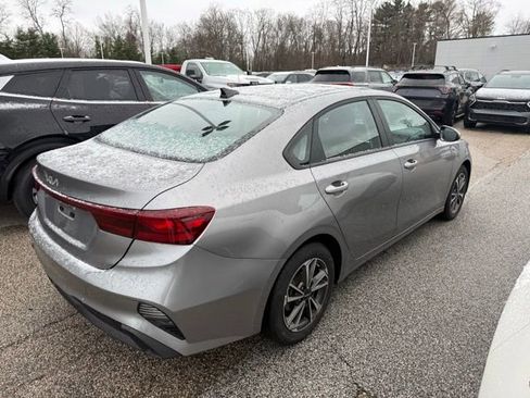 Certified 2024 Kia Forte LXS image 3