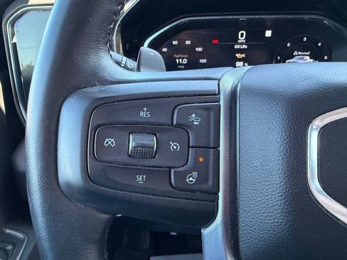 Used 2022 GMC Sierra 1500 SLT w/ SLT Convenience Package AWD/4WD image 16