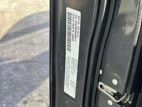 Used 2021 Dodge Charger SXT image 18