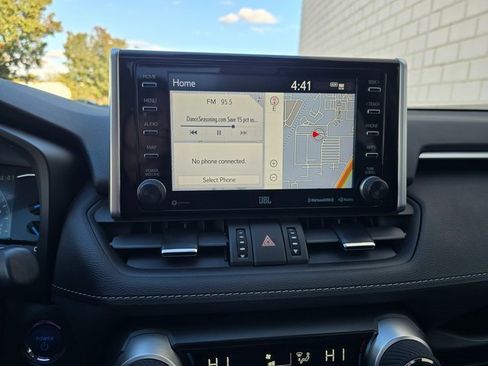 Used 2021 Toyota RAV4 Limited image 39