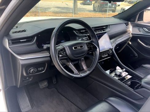 Used 2022 Jeep Grand Cherokee L Overland w/ Luxury Tech Group IV image 18