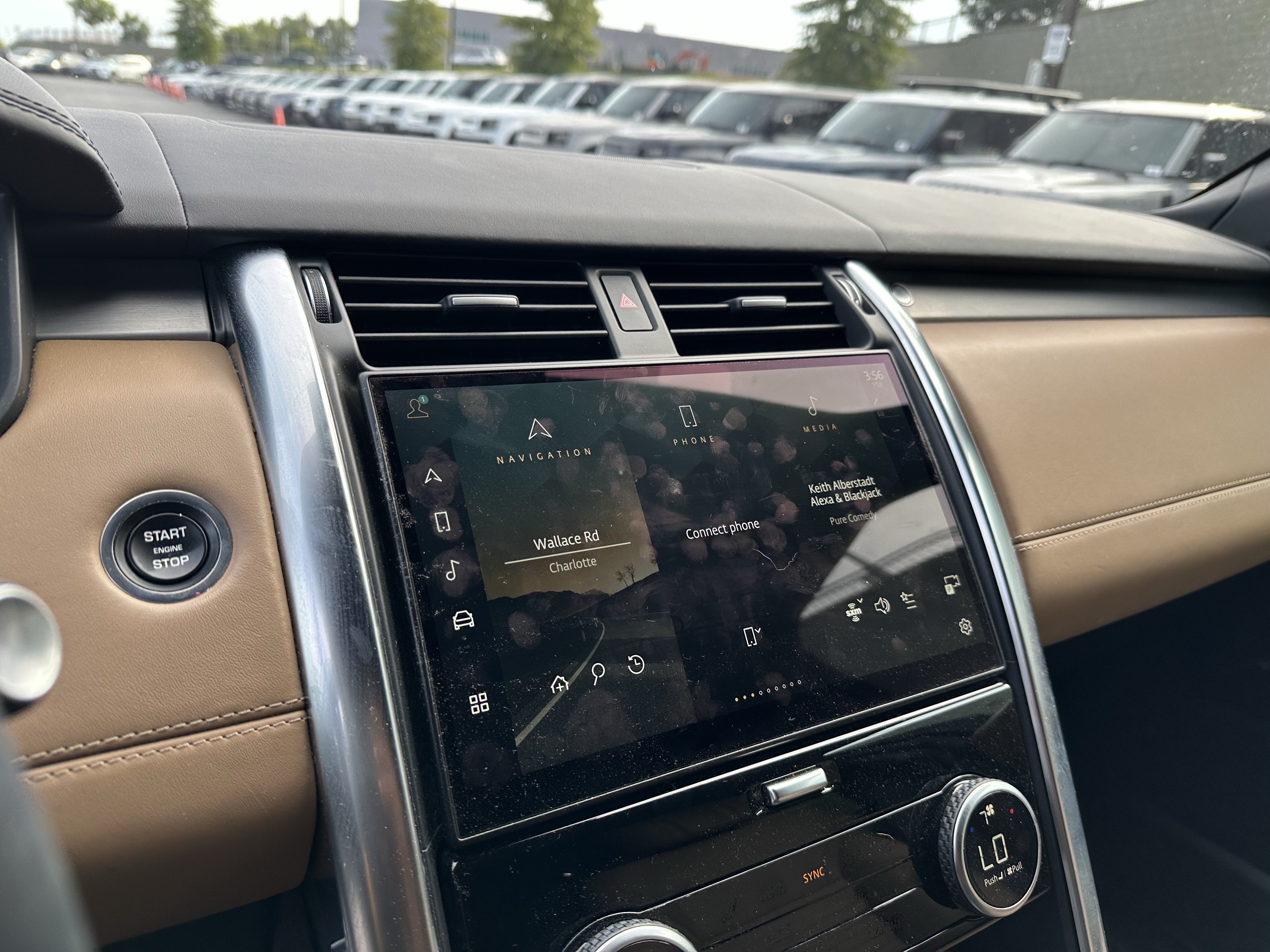Certified 2023 Land Rover Discovery S R-Dynamic AWD/4WD image 19