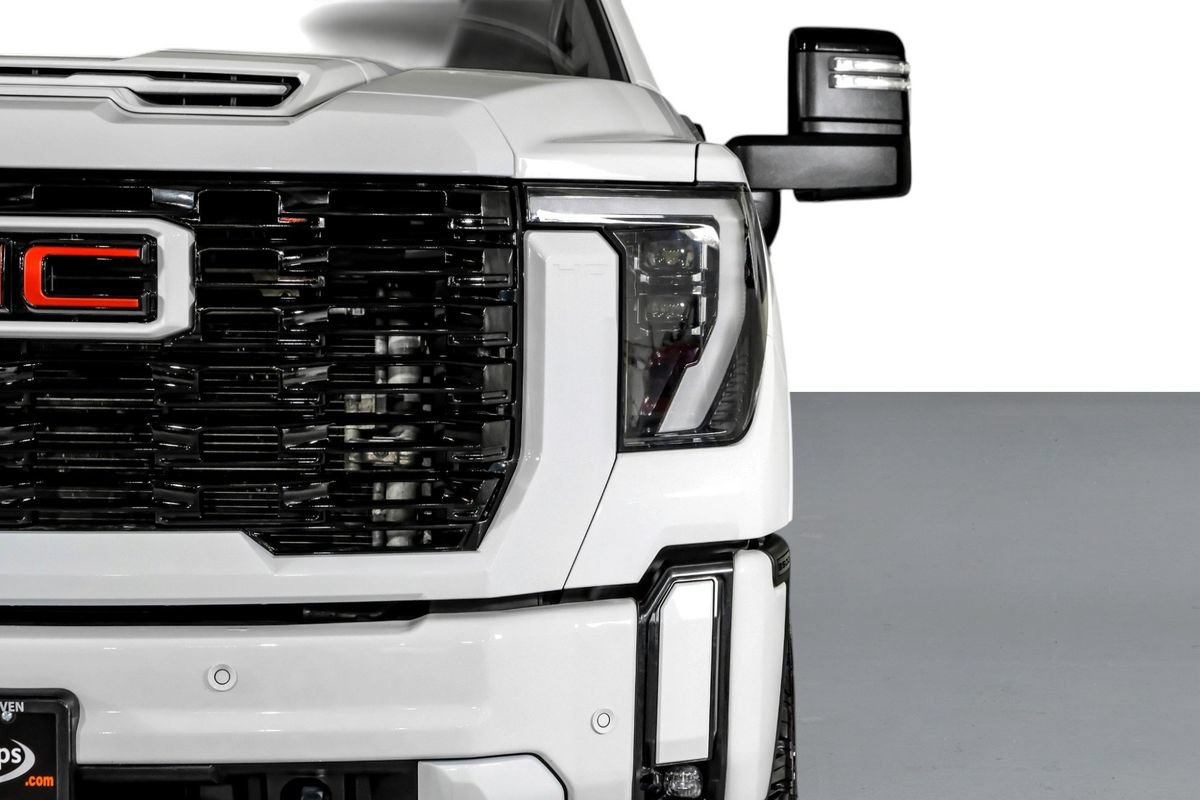 Used 2024 GMC Sierra 3500 Denali w/ Denali Reserve Package AWD/4WD image 43