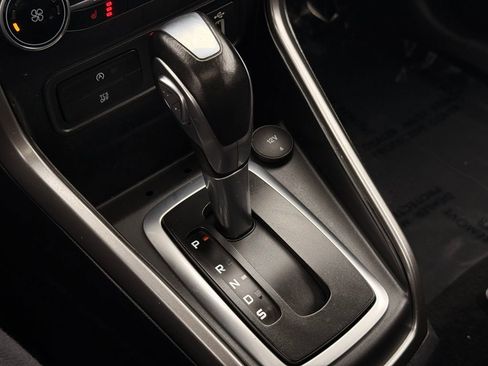 Used 2018 Ford EcoSport SE w/ SE Convenience Package image 34