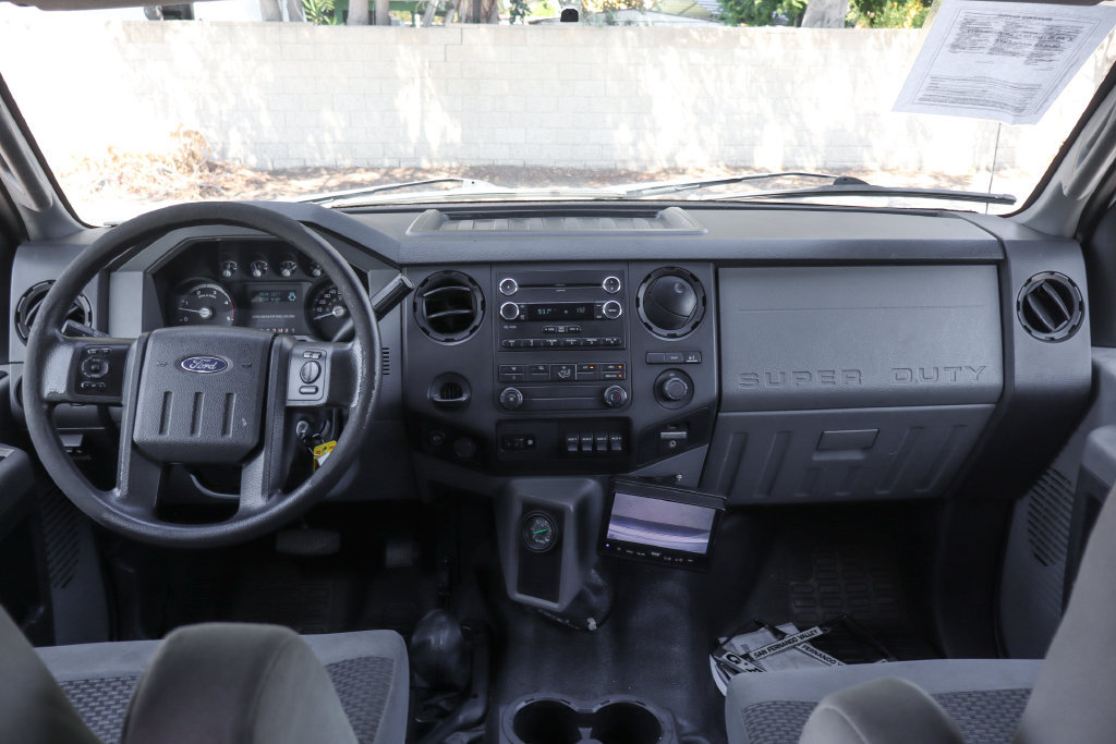 Used 2019 Ford F650 2WD Crew Cab Super Duty image 31