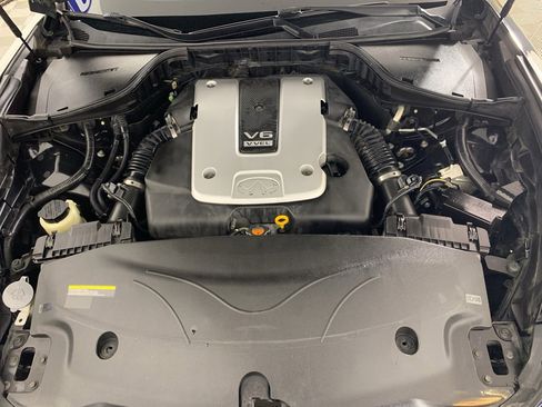 Used 2015 INFINITI Q70 3.7 image 10