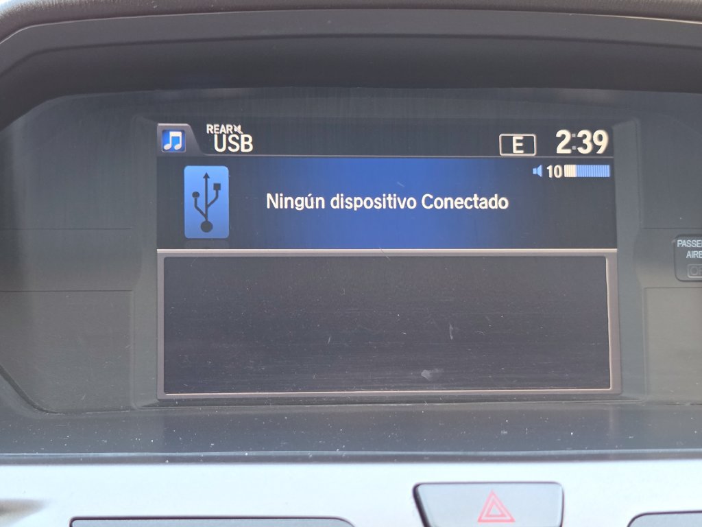Used 2016 Honda Odyssey SE image 4