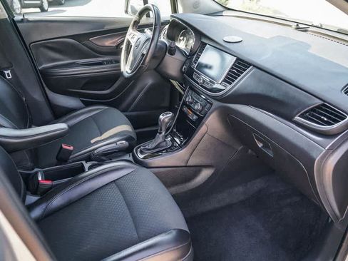Used 2019 Buick Encore Sport Touring FWD image 15