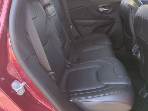 Used 2016 Jeep Cherokee Limited AWD/4WD image 20