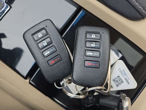 Used 2013 Lexus ES 350 image 35