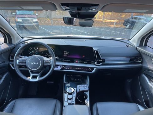 Certified 2025 Kia Sportage SX Prestige image 8