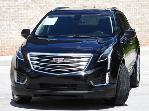 Used 2018 Cadillac XT5 Premium Luxury w/ LPO, Wheel Lock Package AWD/4WD image 16