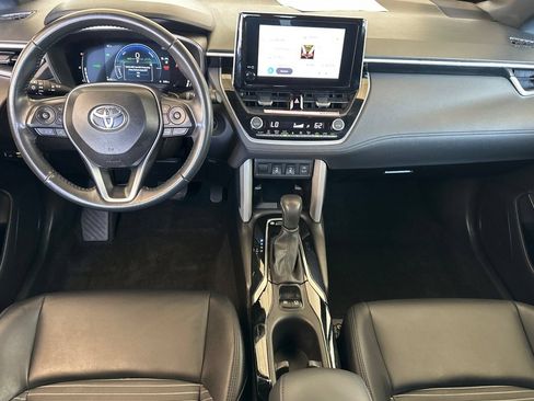 Used 2025 Toyota Corolla Cross AWD Hybrid w/ Convenience Package image 14